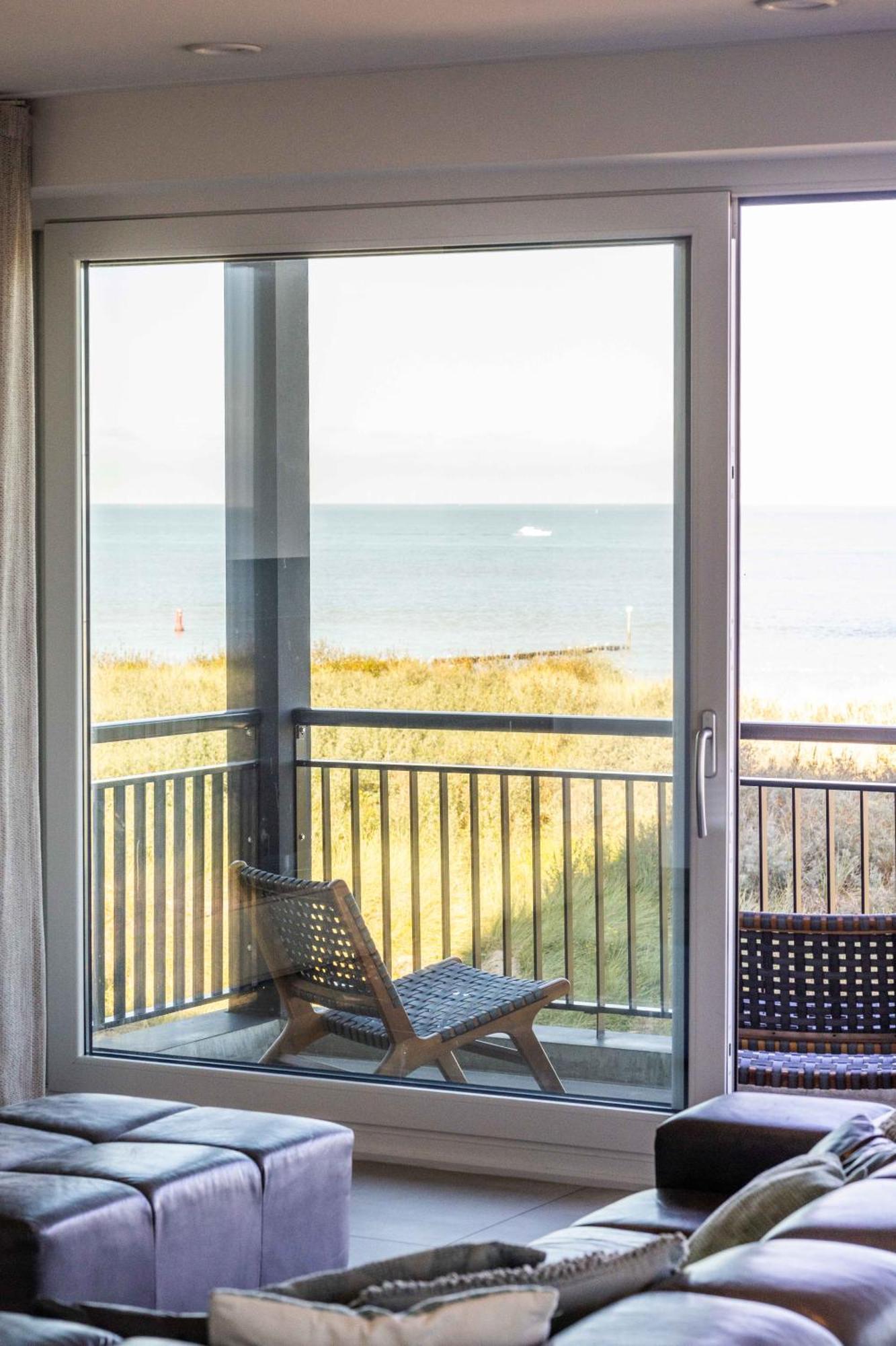 The Bay Luxurious Full Sea View Apartment Cadzand Exterior photo